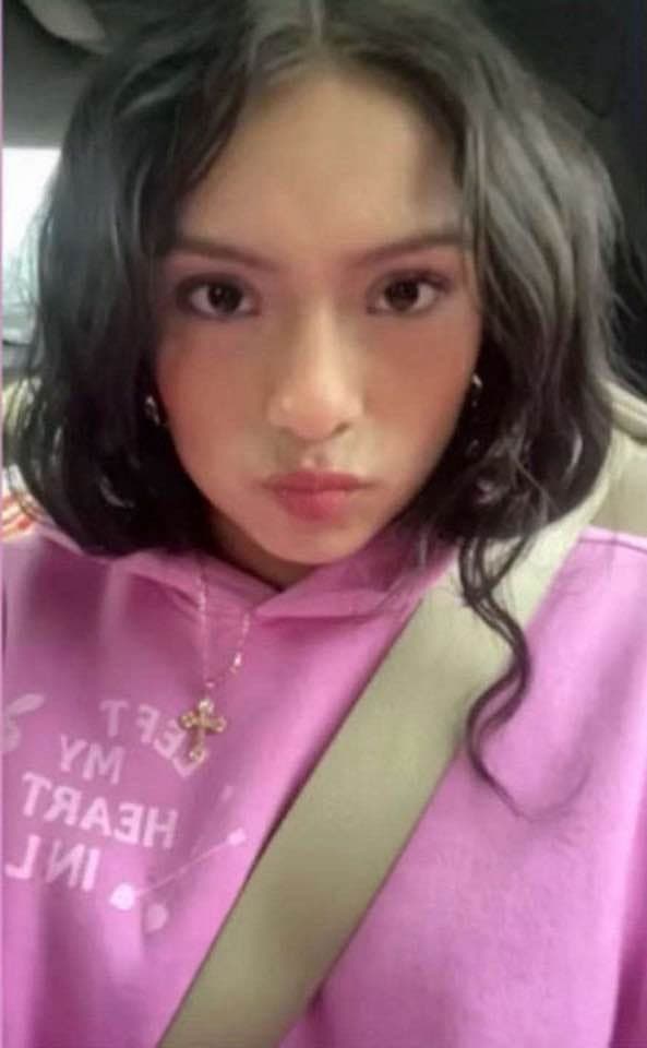 Click to view full size latina teen slut kimberly herrera nude