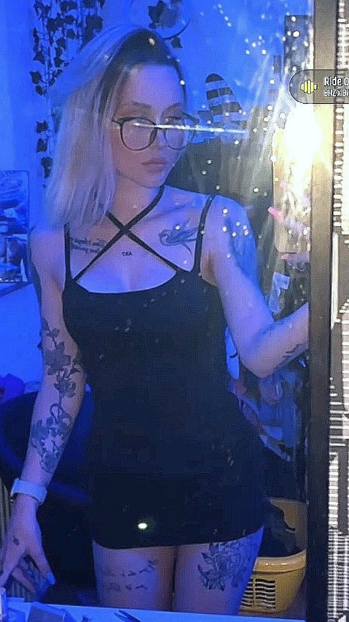 Sexy German slut Jennifer pt. 5