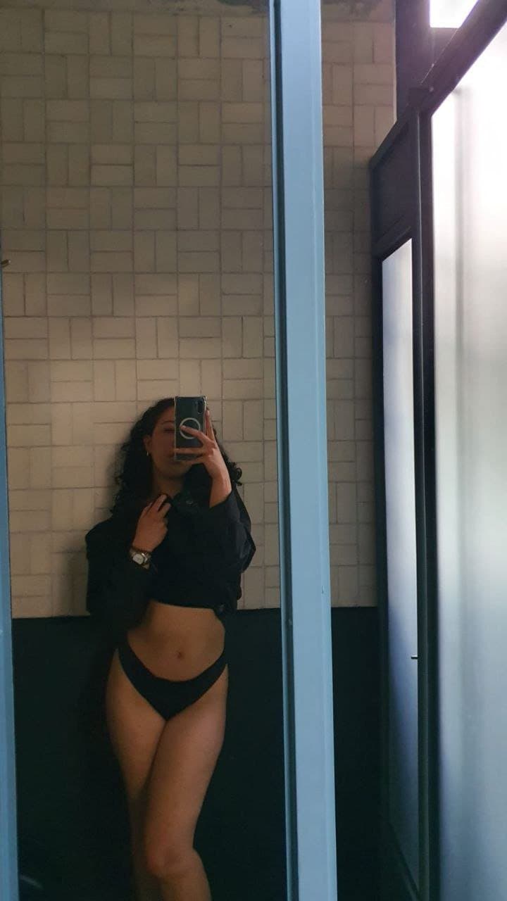 Putica entregada por cornudo, Salome, 25 años de bogota colombia