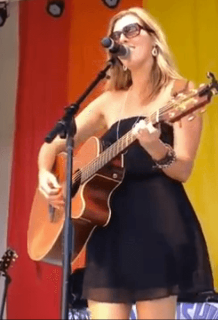 Musician Julie & wholesome Melissa stripped naked at a bar contest circa early 2000’s