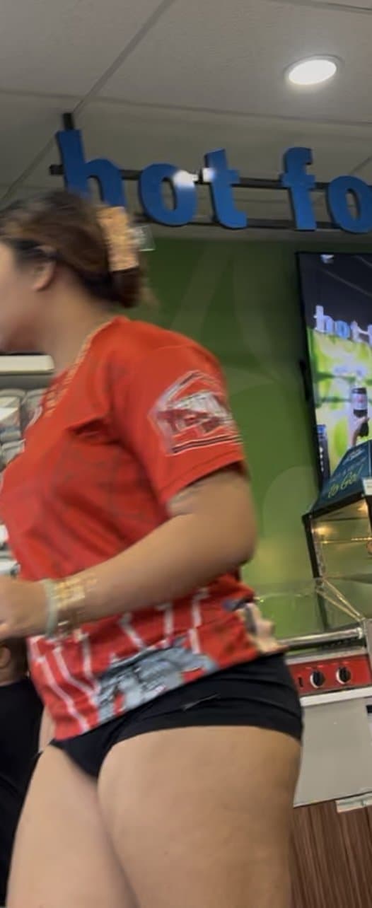 Thick Asian in short tights. Has fat pussy print and thick ass. Not OC