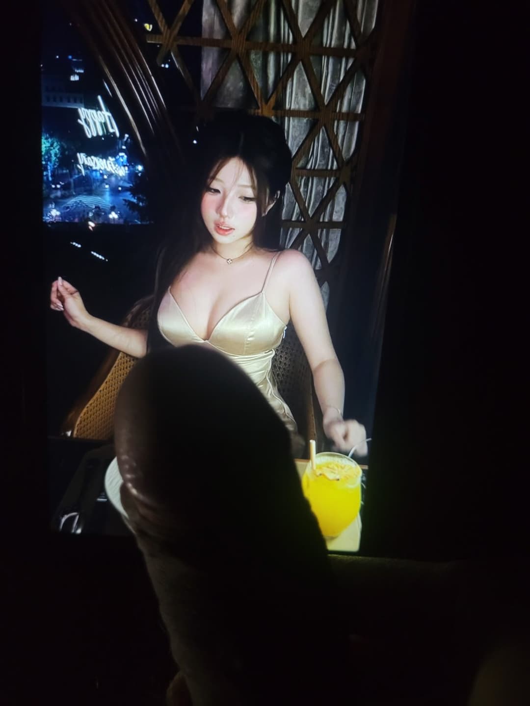 Tiktok Ugnyl 19t mà dâm dục lồncon đĩ này đụ hết trường học vẫn chưa thoả mãn lồn dâm nó