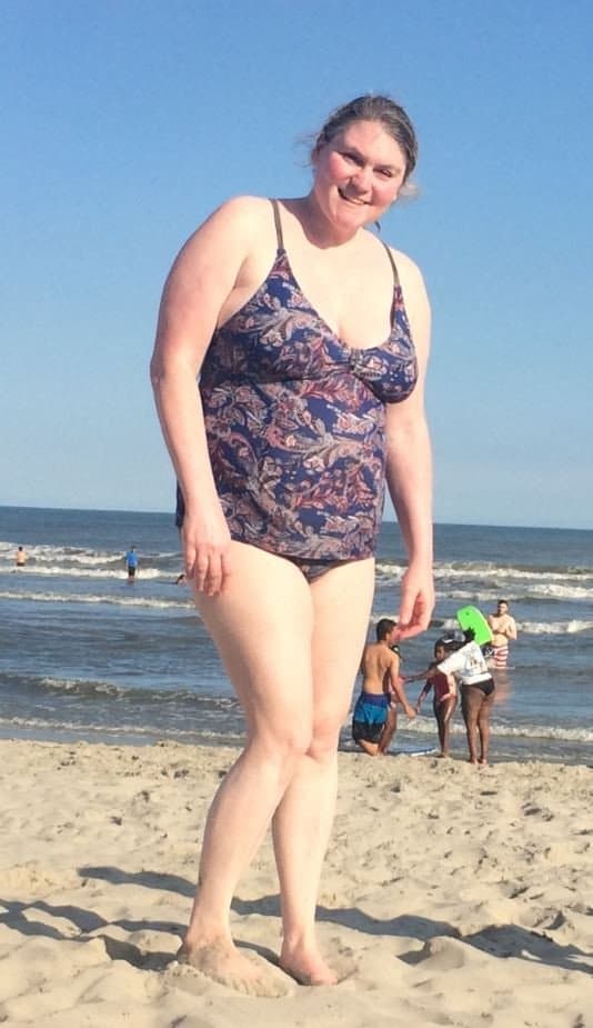 Beached Whales? Whores An Shores? BBWs at the seaside, tasting the spume ;)