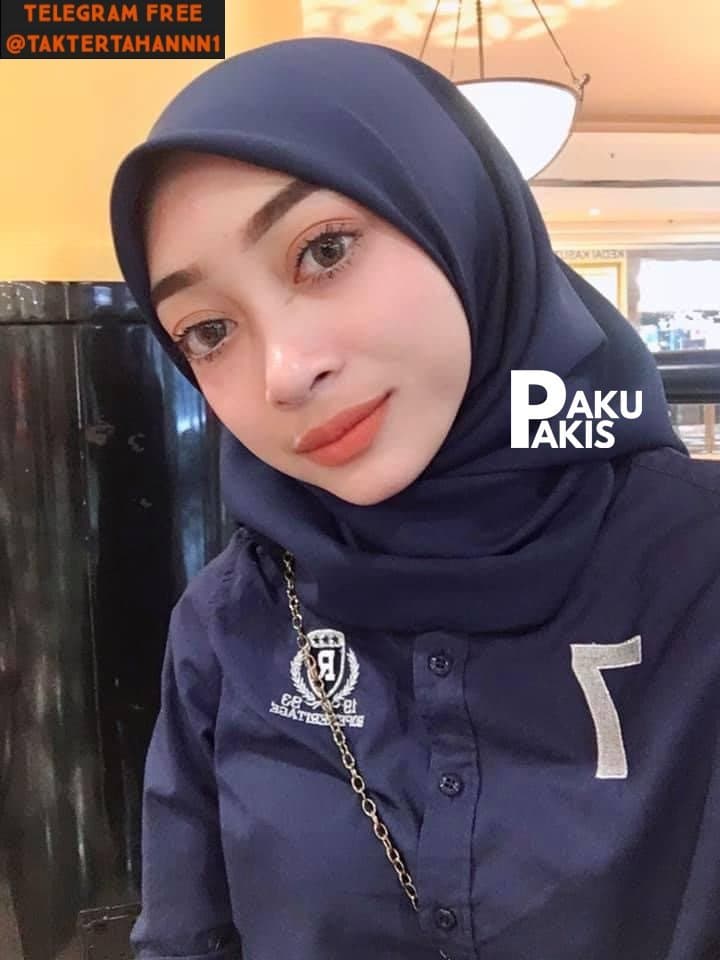 SAPUR4 RAHM4 hijab cantik colmek memek muslim crot malaysia
