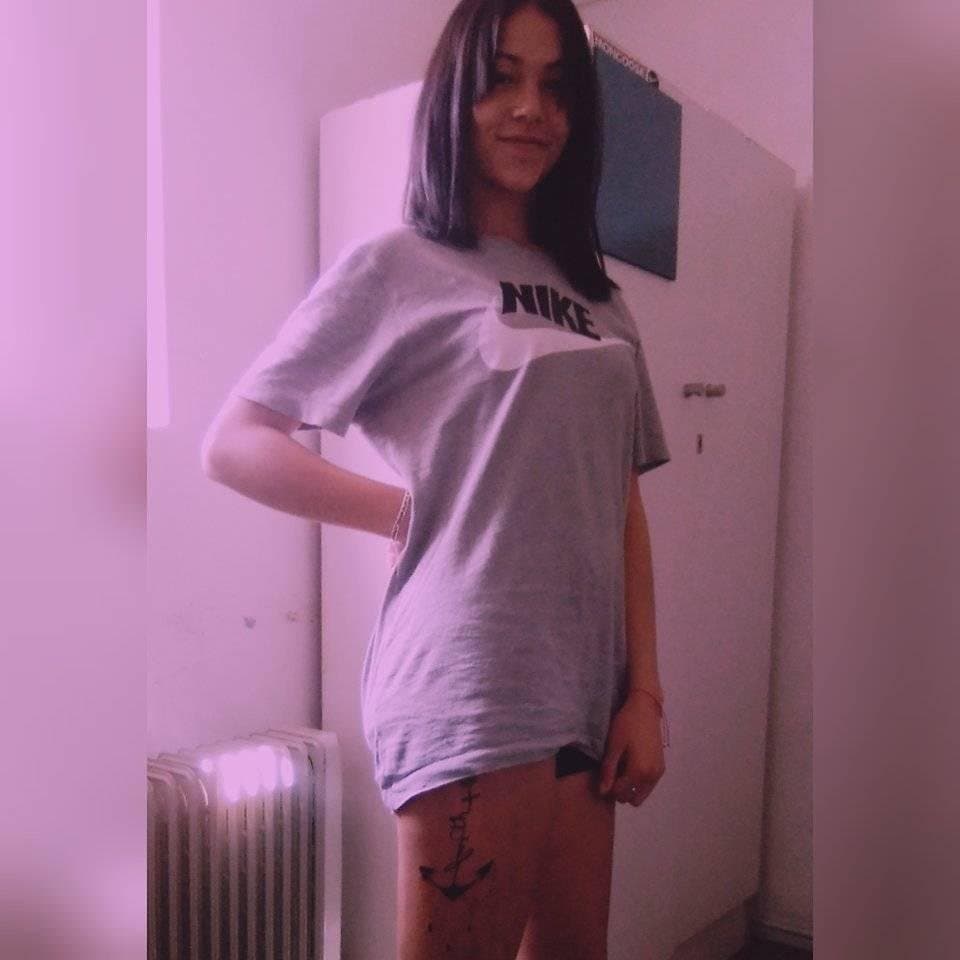 Click to view full size Dominique waterloo