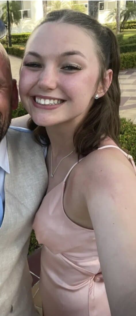 Tegan, 18yo chatpic webslut