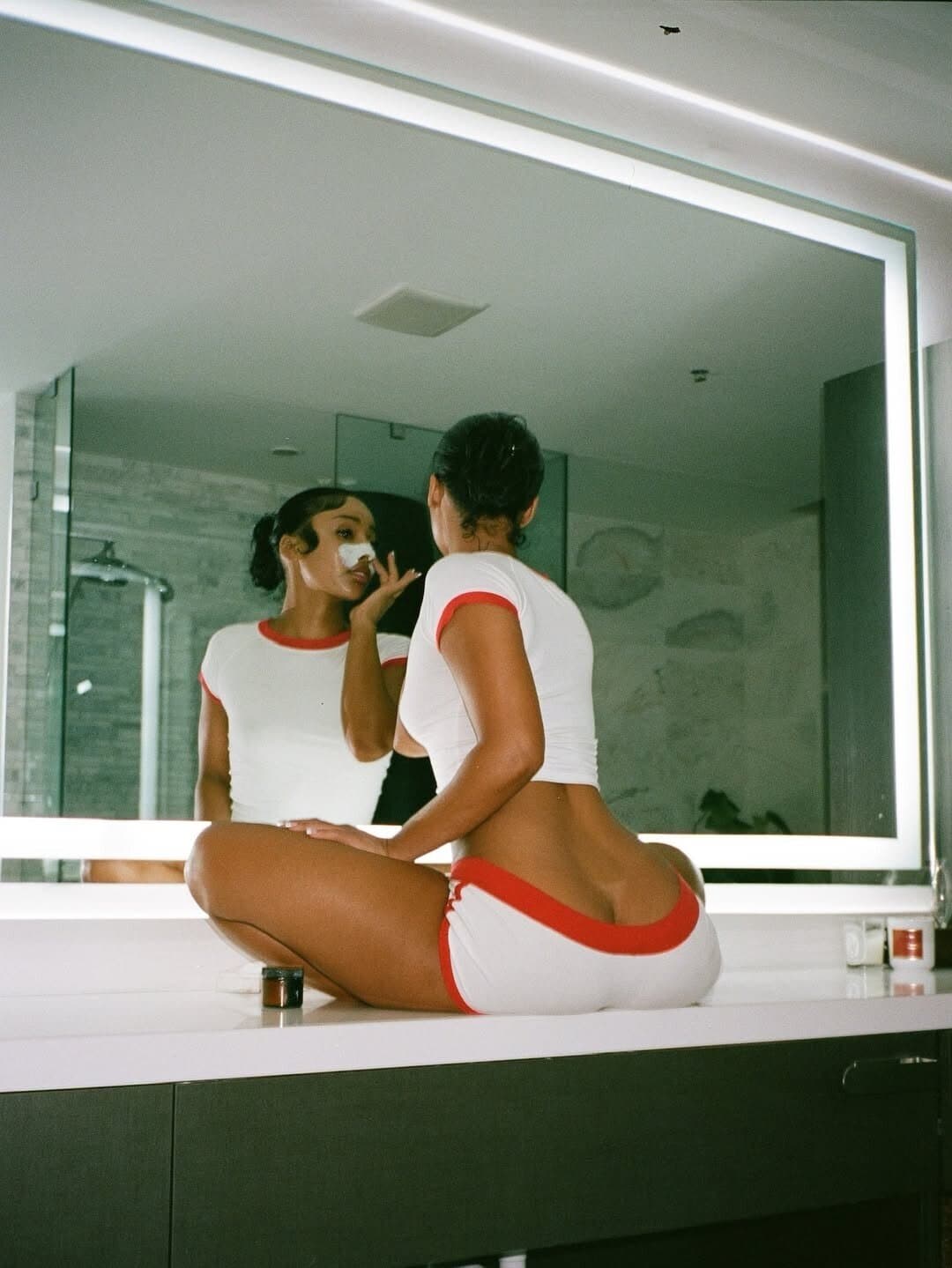 Ice spice and rubi rose butt crack