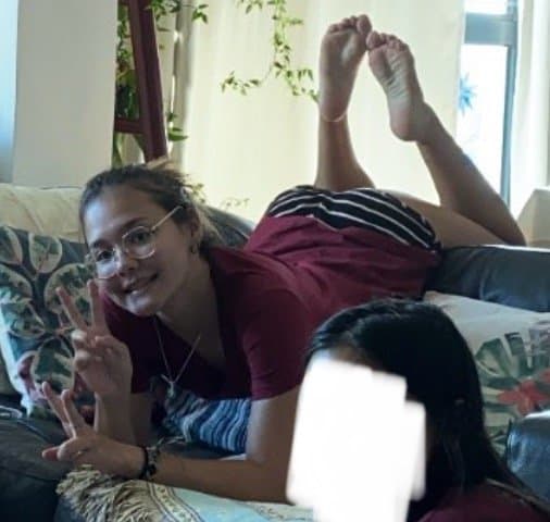 Click to view full size Wasian chemistry teacher Dm to trib her