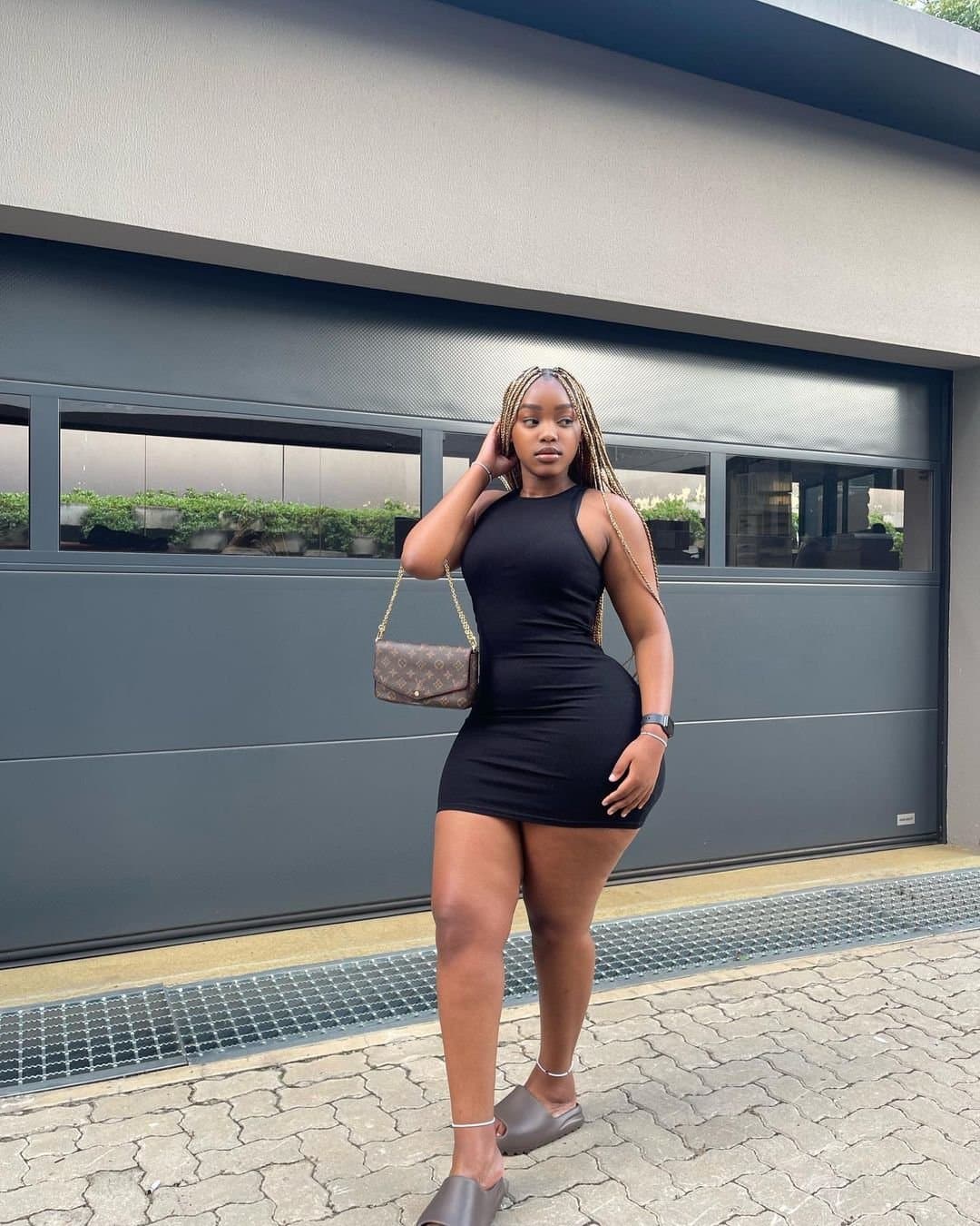 Click to view full size Big Ass South African