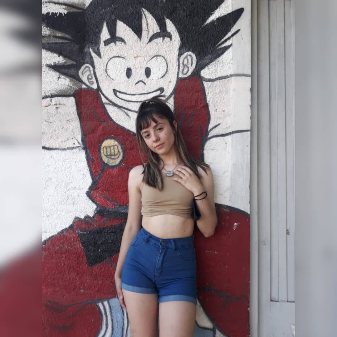 Tan chiquita y ya tan puta