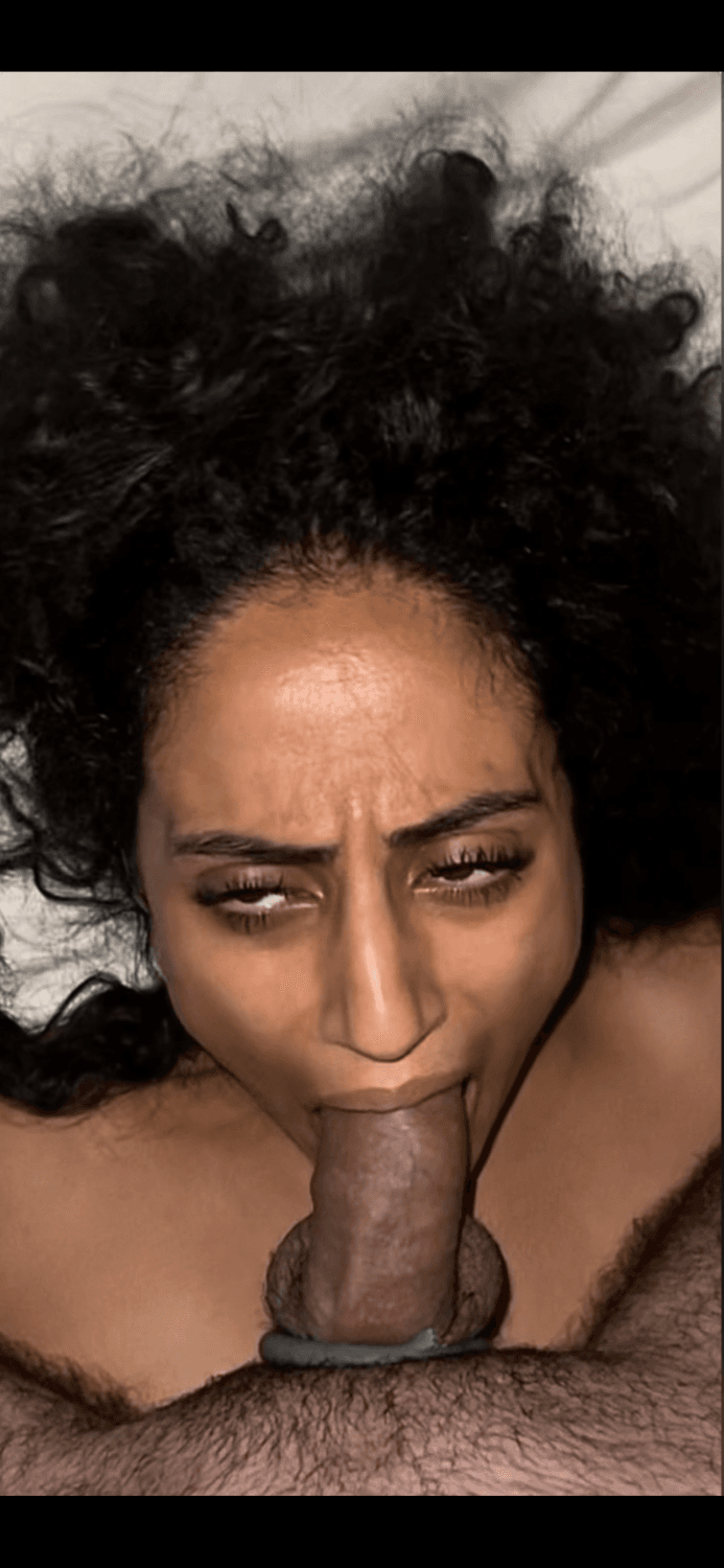 Sexy married Arab Slut drains BWC in her throat nd looks up