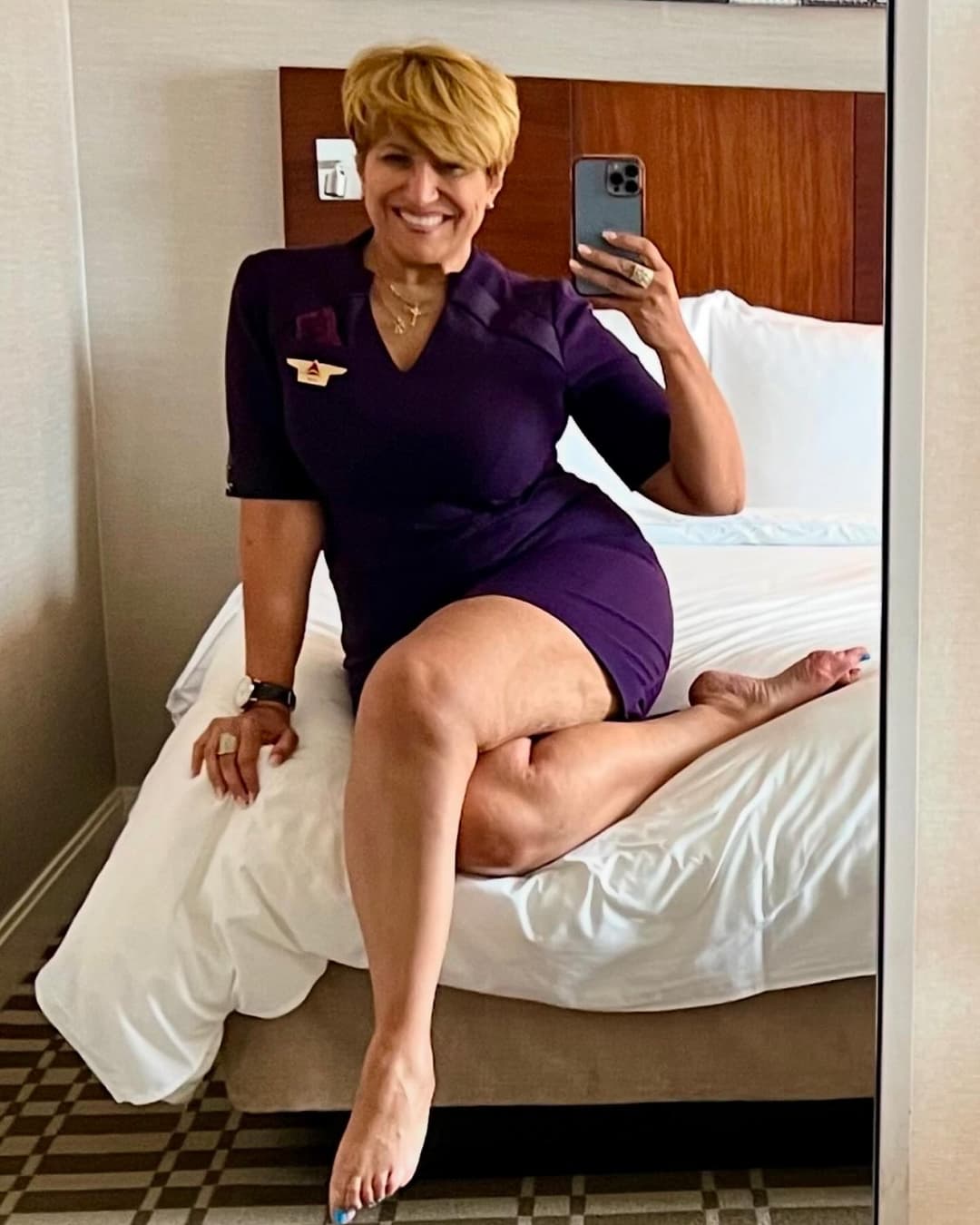 Thick Gilf flight attendant 2