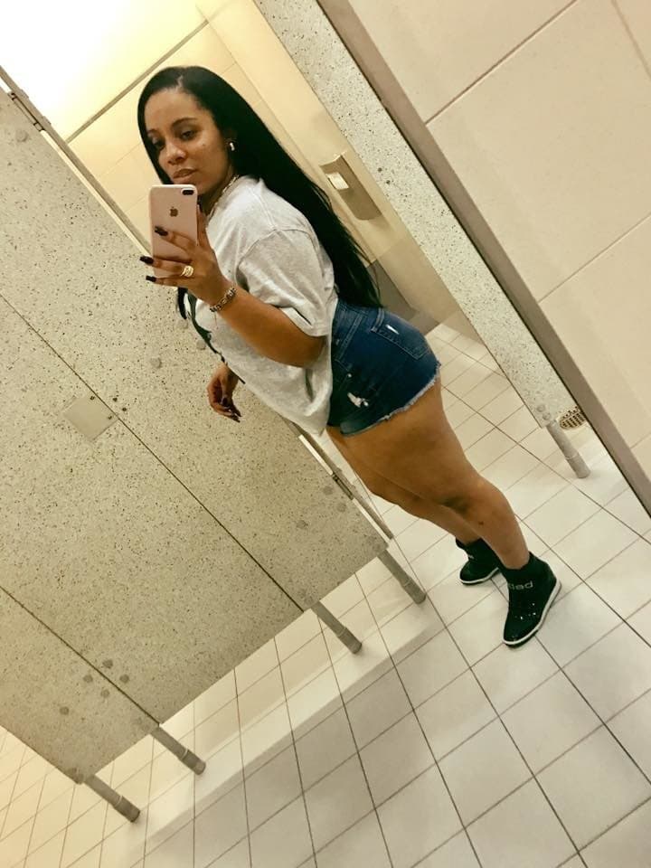 miami thick ass latina slut mom smoker trashy bitch