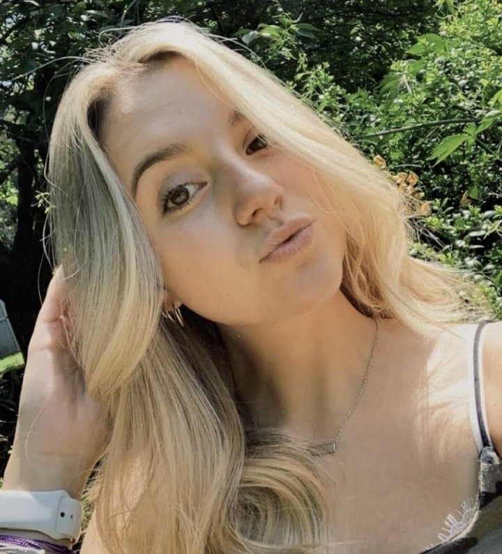 Loser loves feeding his buddies blonde pawg slut Kayley. Msg him on Kik and snapchat