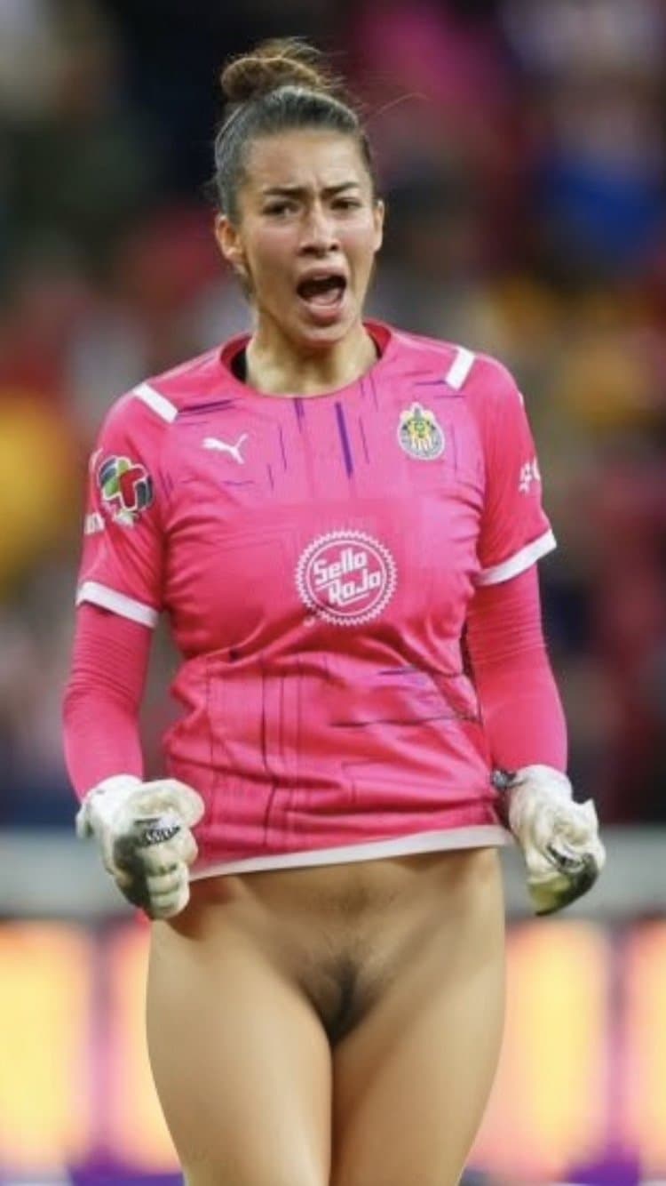 Celeste Espino PACK - Portera de Chivas Femenil DESNUDA SIN CALZÓN - PORNO (fakes)