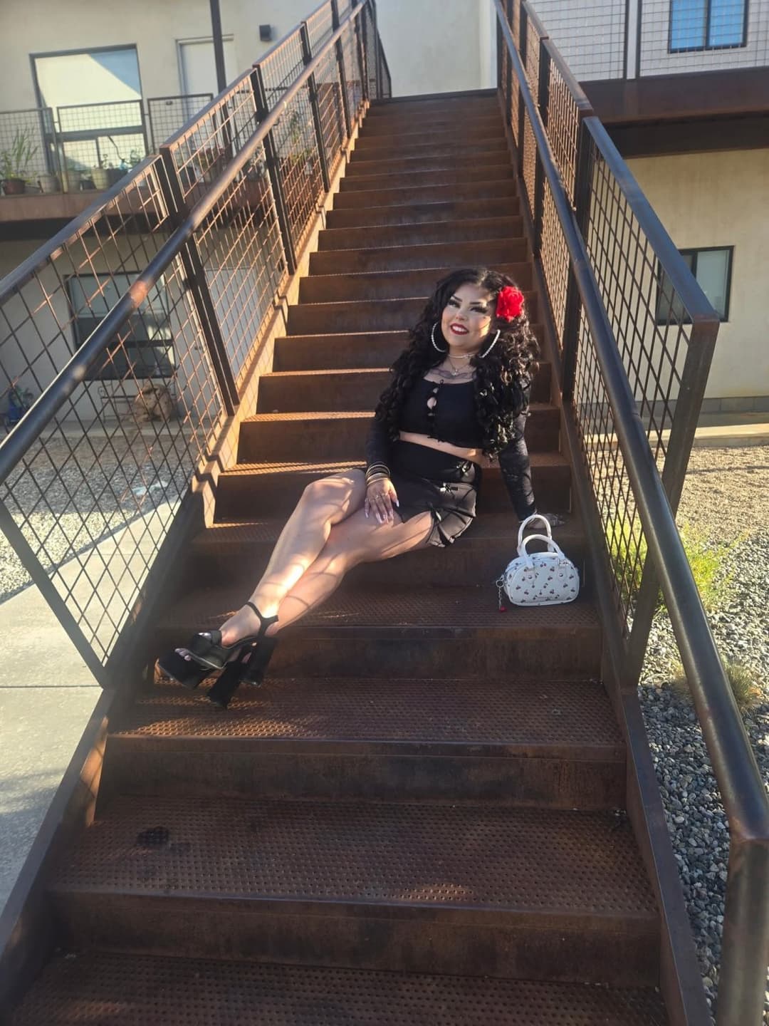 Tru hometown slut,fucking basically anyone when drunk. Literally anyone when drunk