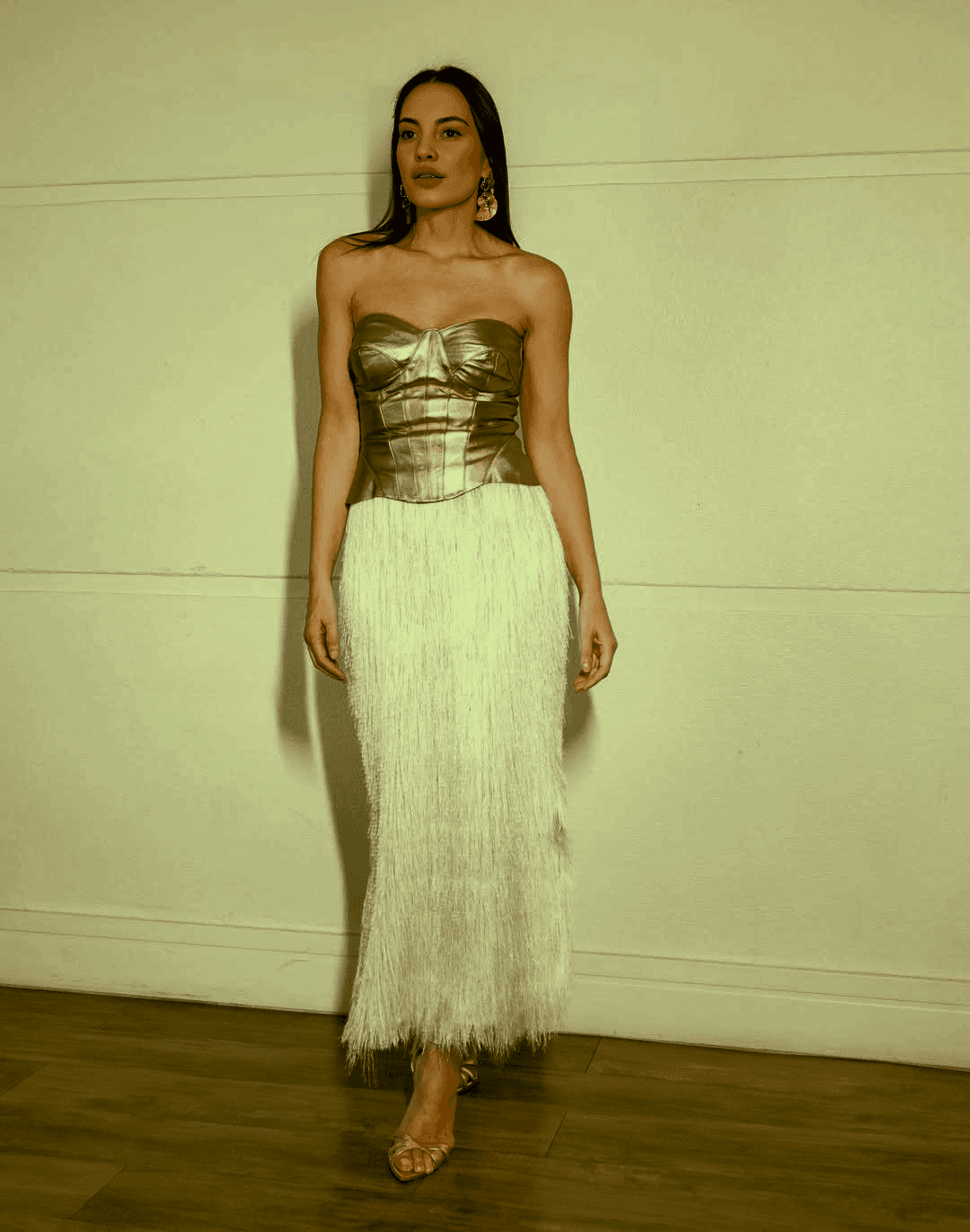 perfect instagram famous, slim  hot model, hot muscular fit brunette girl with big tits  deepfake