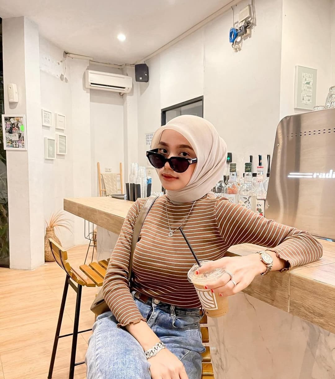 Tetek Padu Indonesian