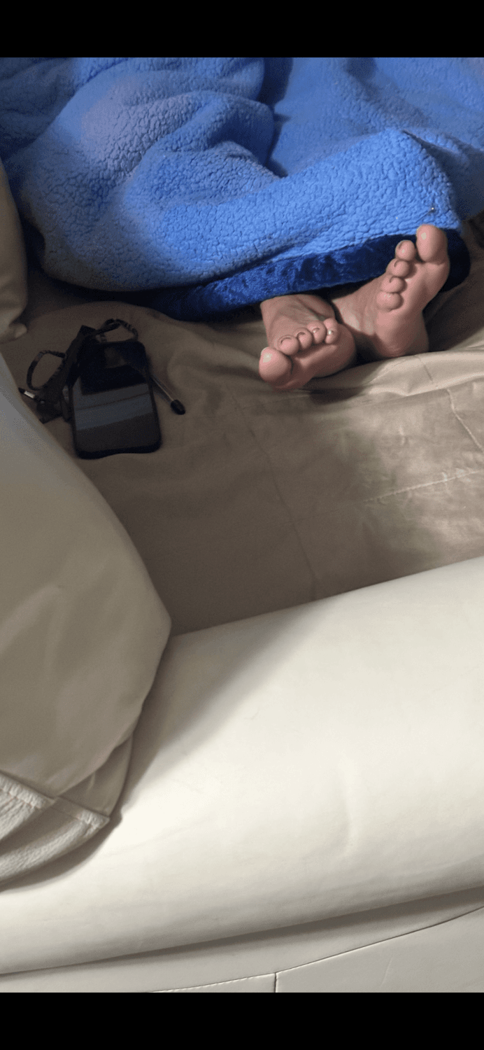 Estás 2 fotos ya tienen tiempo pero son de la misma persona ,???los tiene riquísimos ??