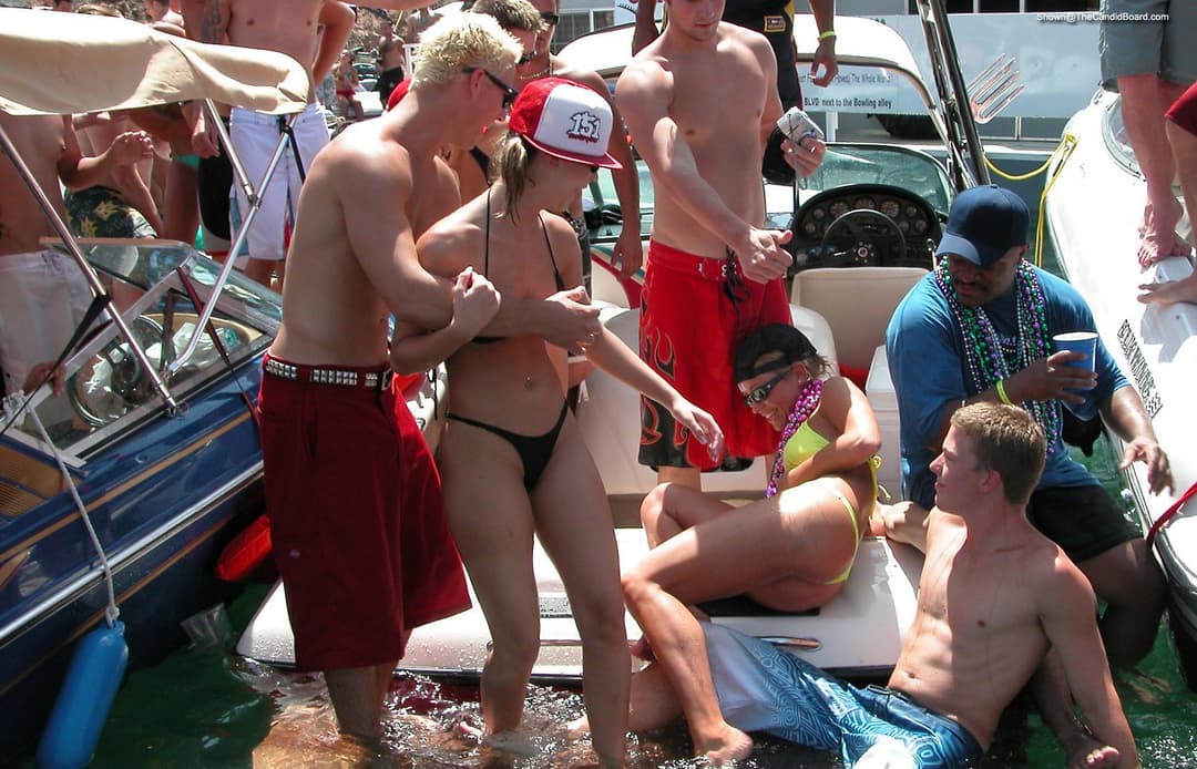 Unknown Hottie, Lake Havasu Memorial Day Weekend 2003 Pt. 1