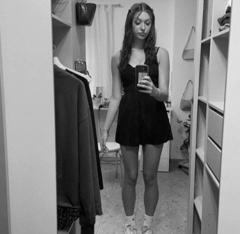 Make me a dumb leaky depraved mess for irl nn feet bikini lol goonergone2