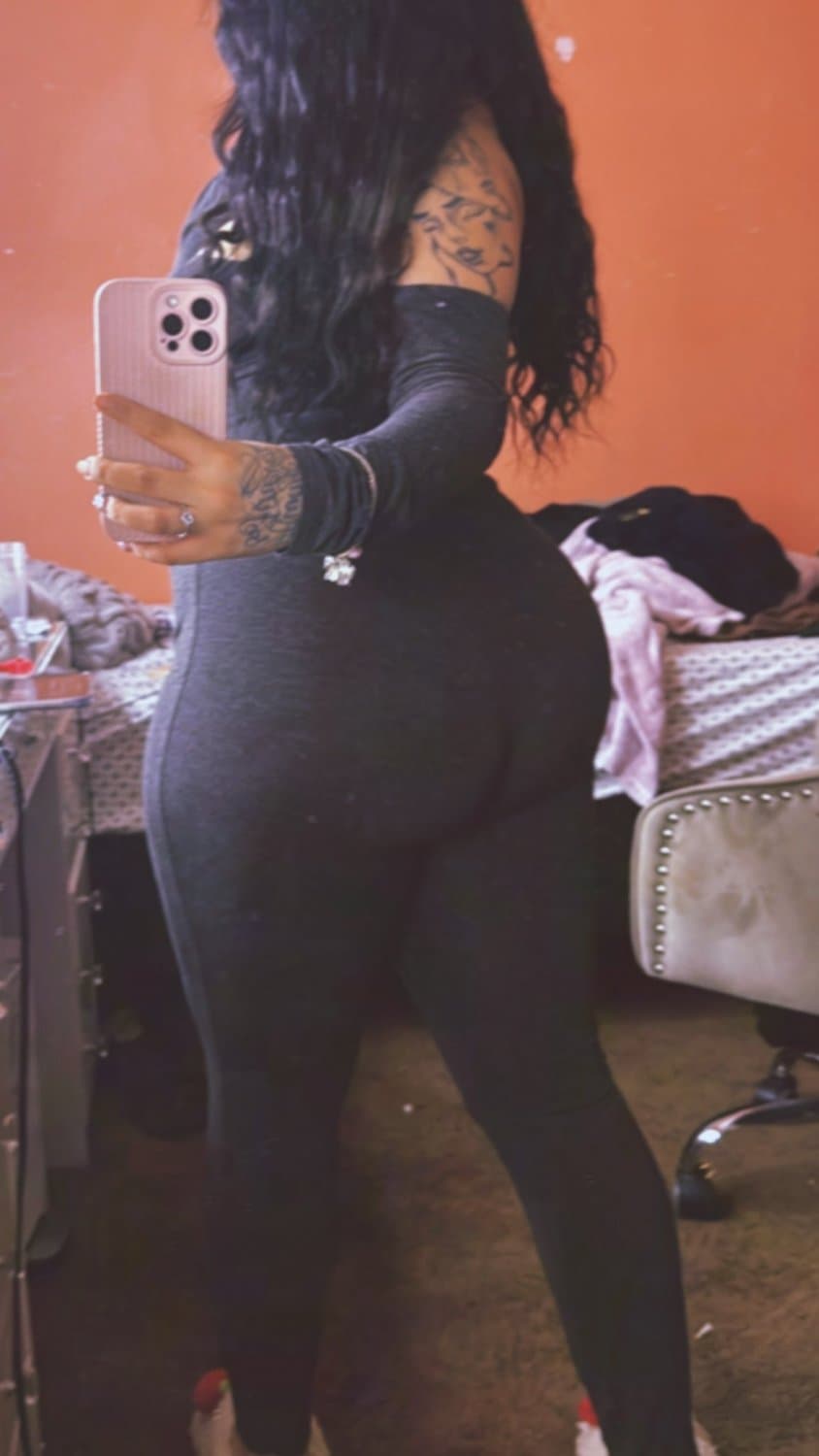 Bakersfield slut whore BBC eater Savanah . Save share repost comment