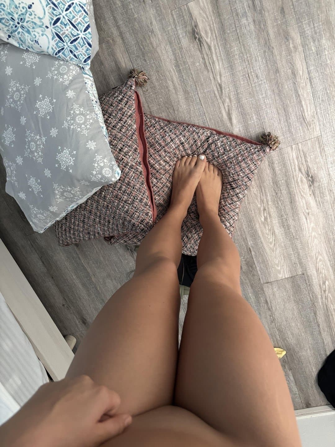 G strings and wedgies