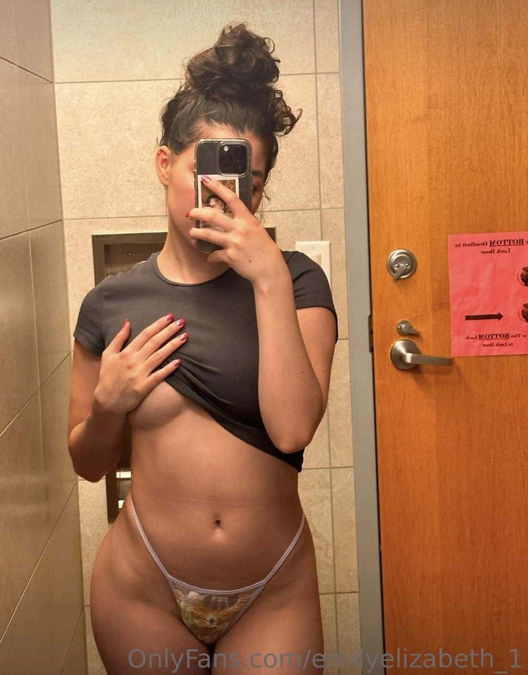 she wasn’t as successful as her whore sister because she wouldn’t get naked