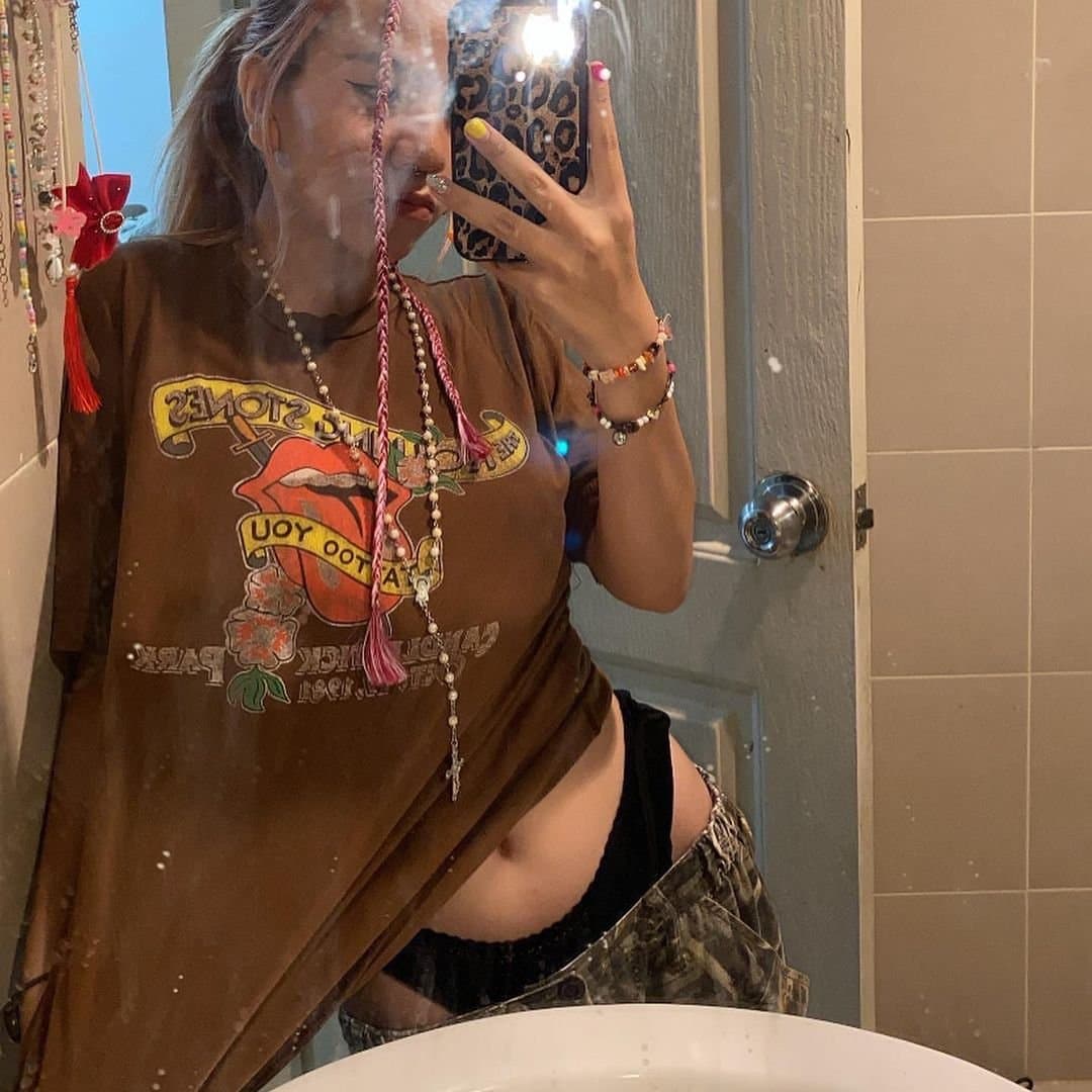 Super Sexy Thai Influencer Webslut "meenanz"