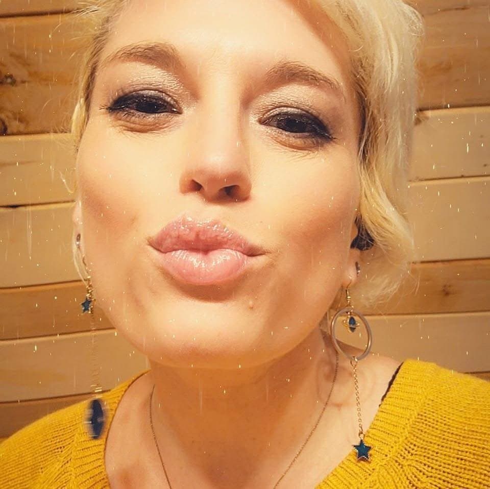 Cheating Cyndi wants your cum