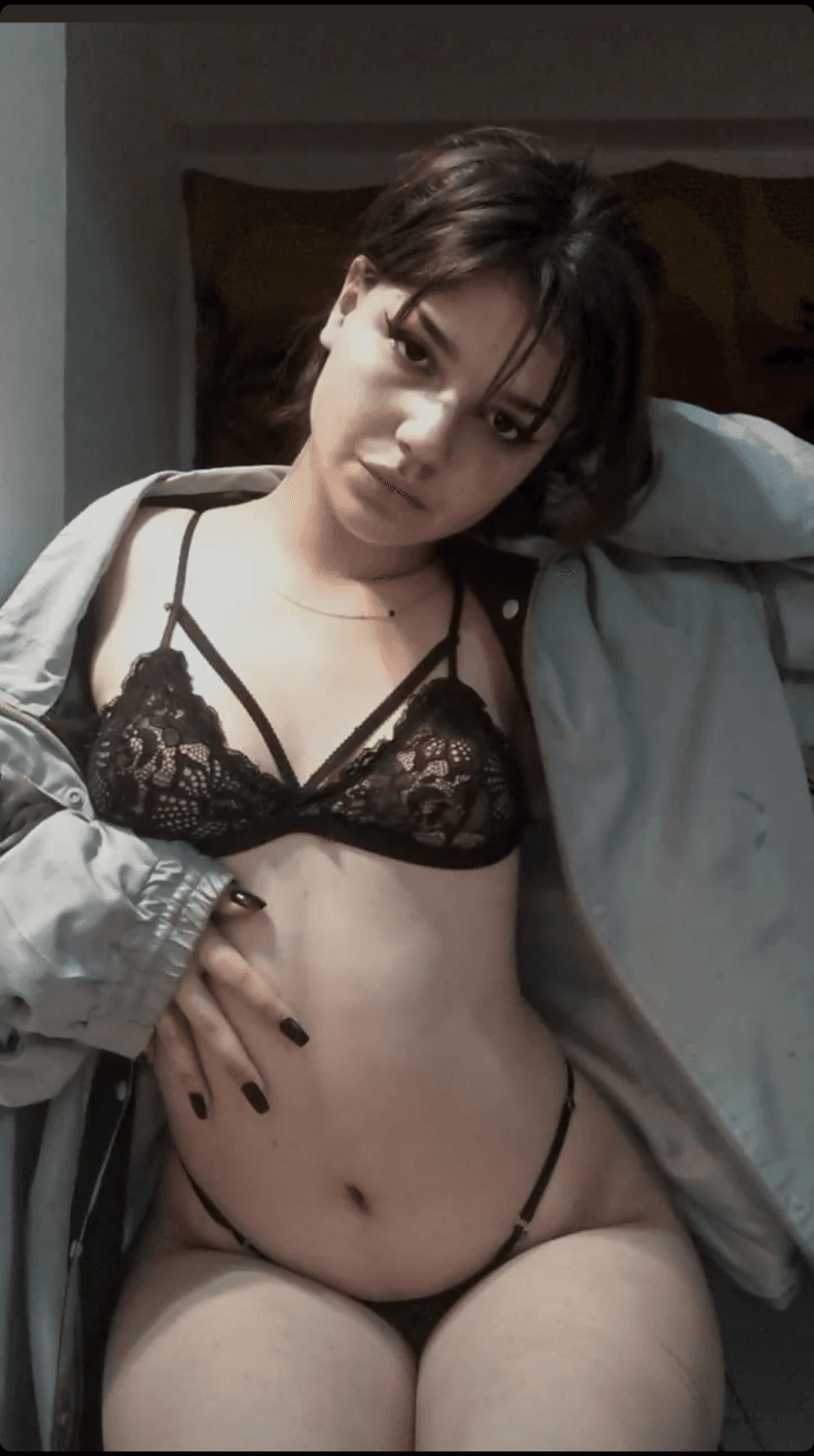 Argentina, bien cojida la puta, me encantan así bien cojidas?