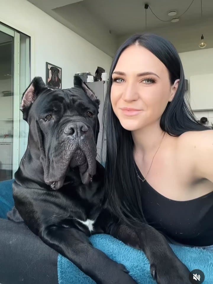 Anyone have he onlyfans content? Before she deleted it