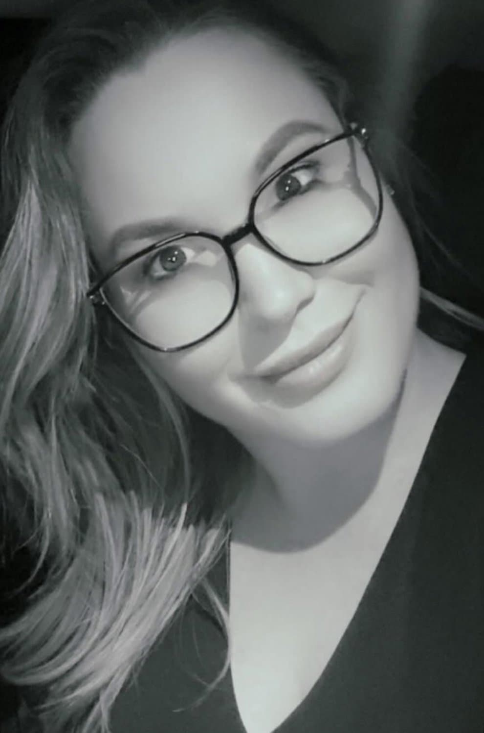 Hot Hispanic thick MILF