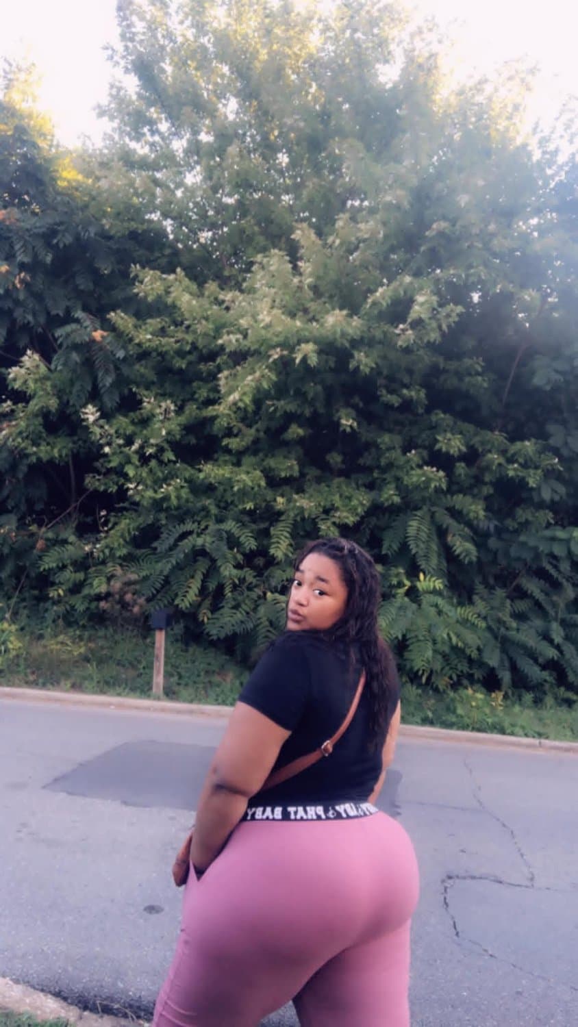 CHUBBY THICK BIG ASS EBONY BBW SSBBW GOONER MATERIAL