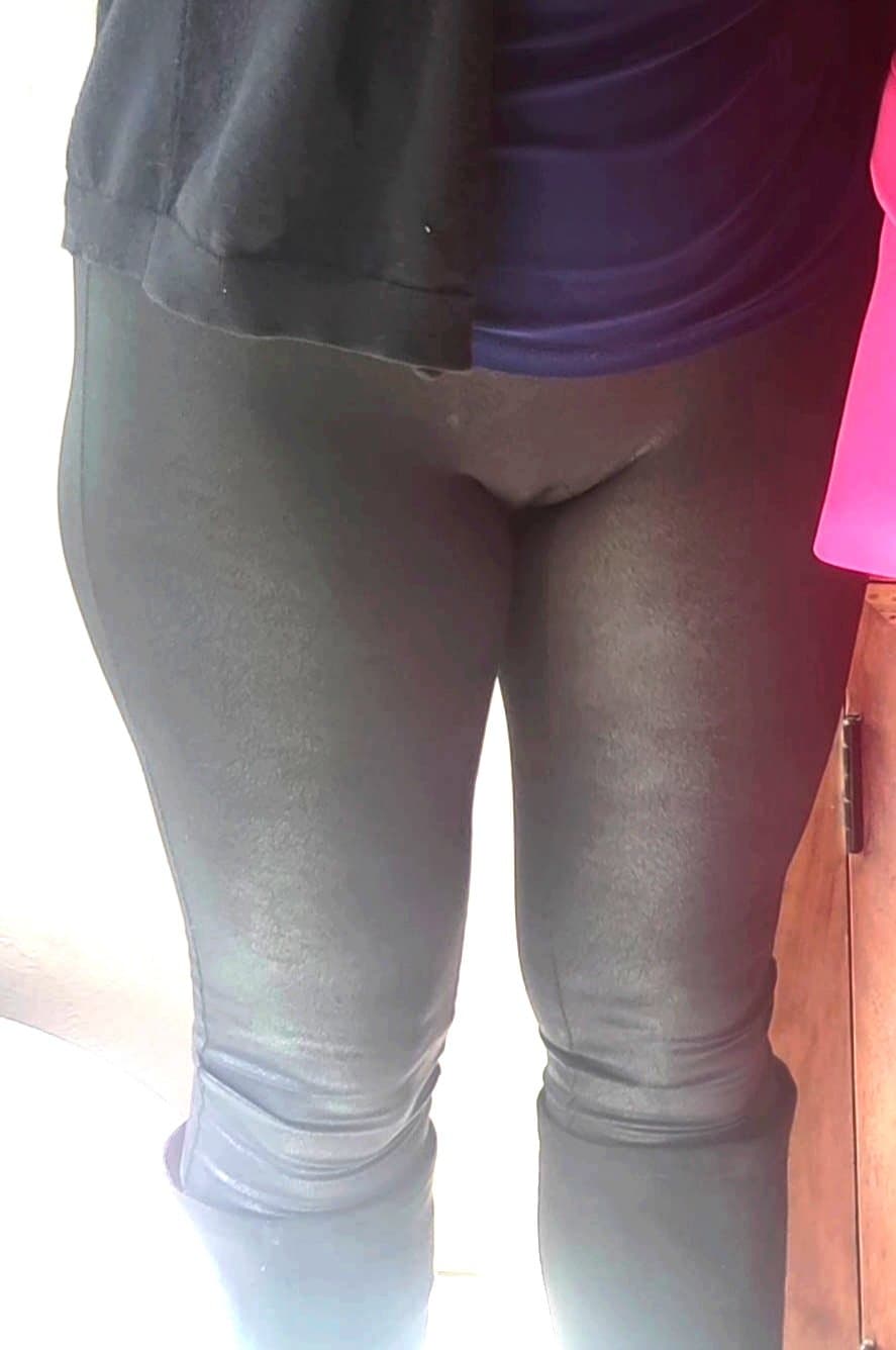 Click to view full size Sabrinag75 la salope leggins