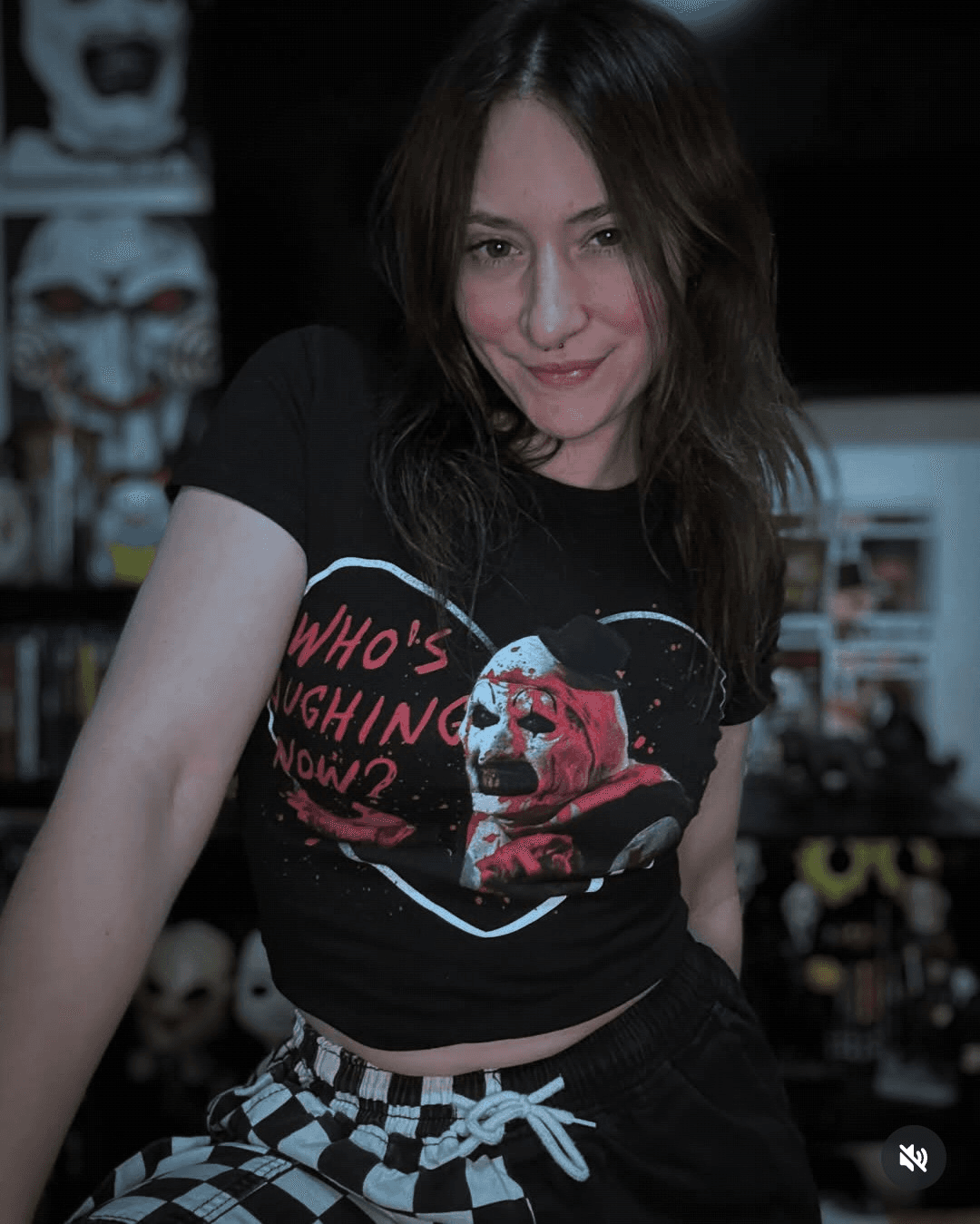 This 34 year old Milf cheated on her hubby for a 17 year old punk ass kid. What a stupid slut.??