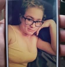 Hot blonde milf Katie totally naked!