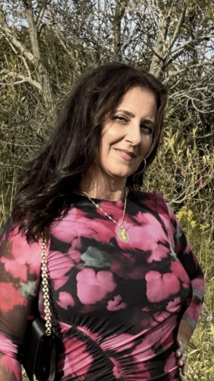 This whore is a wife and mother of 2. Fucking MOM BOD of the gods. This MILFs cunt is golden?❤️??