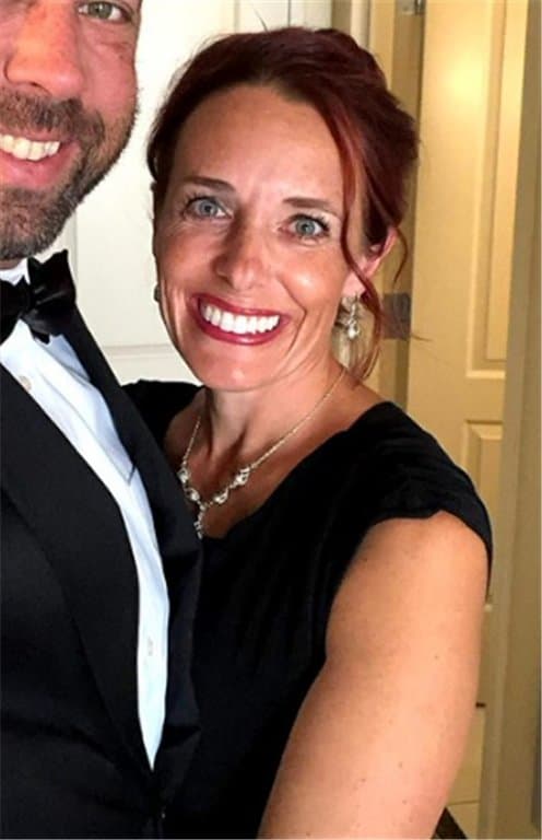 Click to view full size Dominique