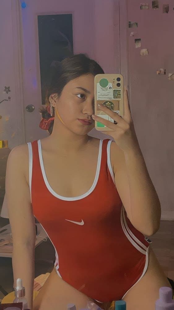 Phia (Pinay) A Girl Who Poses A Demon slayer ahaha