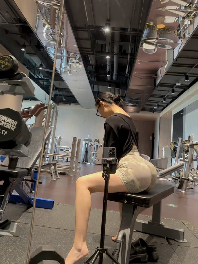 Click to view full size Qiao-nutts chinita culona #34