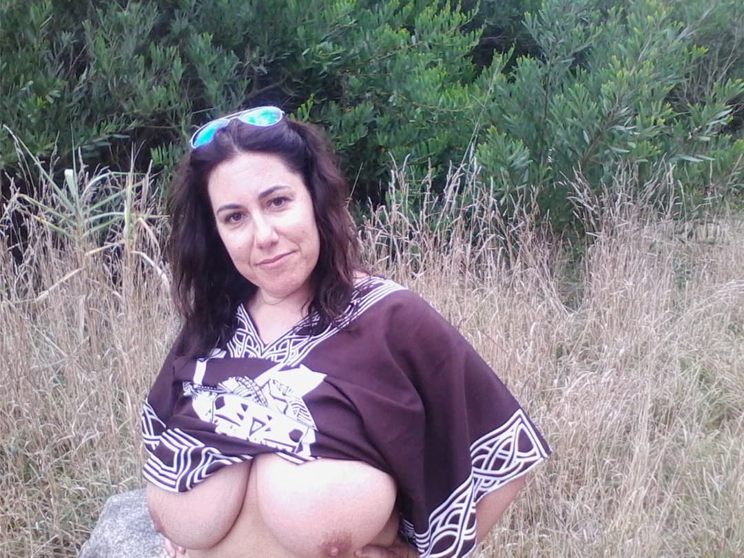 flashing tits pussy and ass