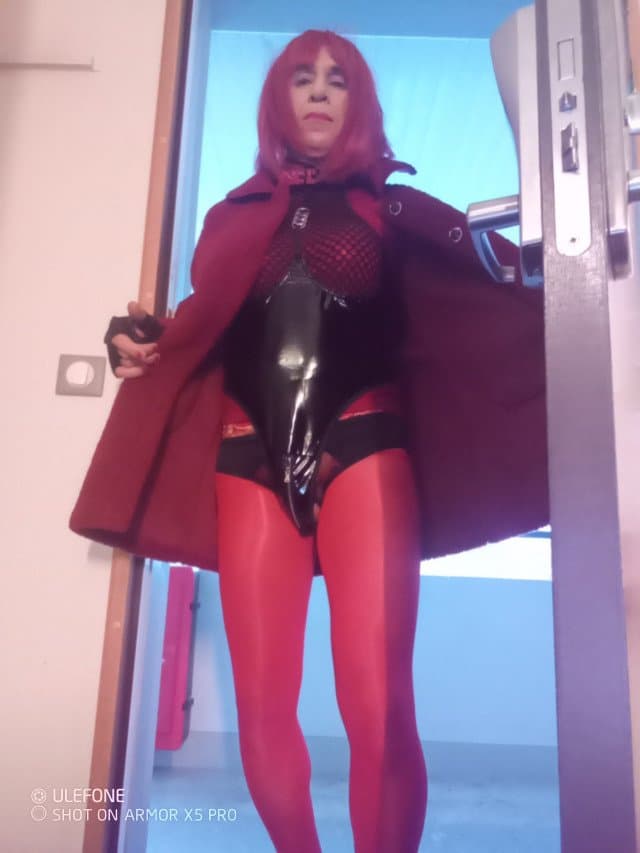 Lopette Sylvie  rentre faire la pute 1