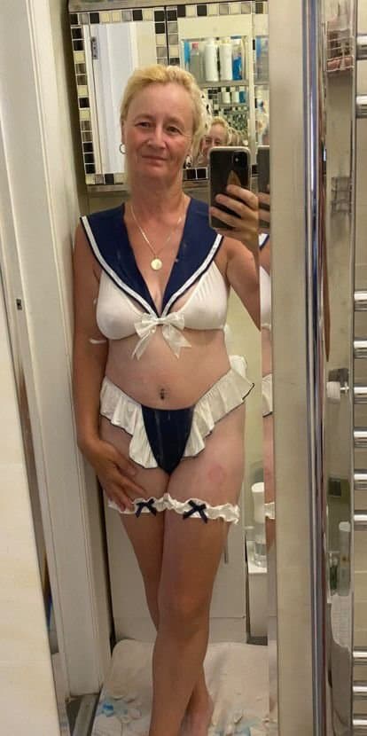 British Milf Jayne 57yo From UK ??