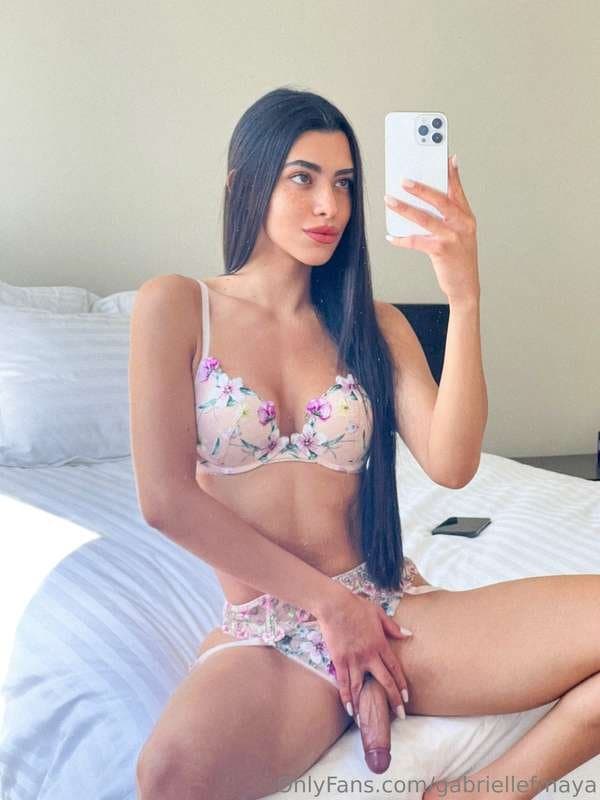 Click to view full size ts Gabrielle Maya - part 2