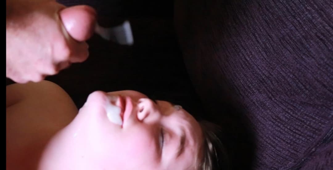 More British Olivia short clips