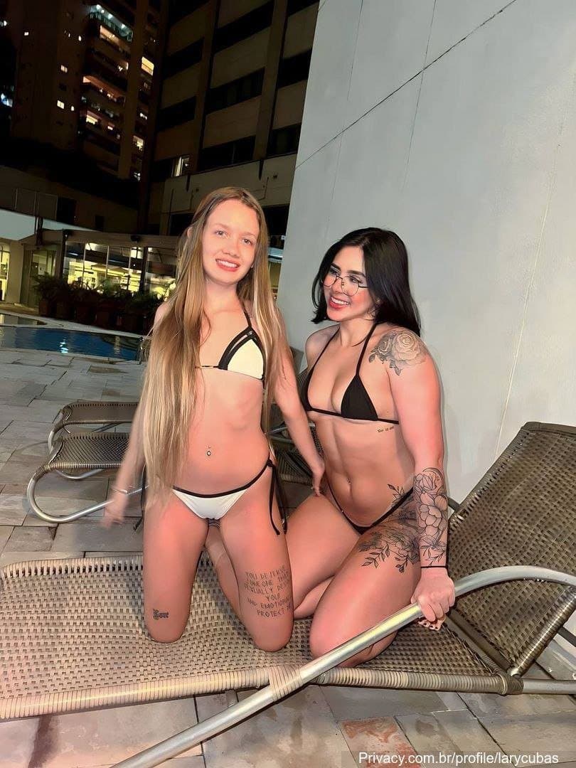 Novinha de 18 com amigas no motel em sexo lésbico famosinha no privacy todos dela no vazou vazado ff