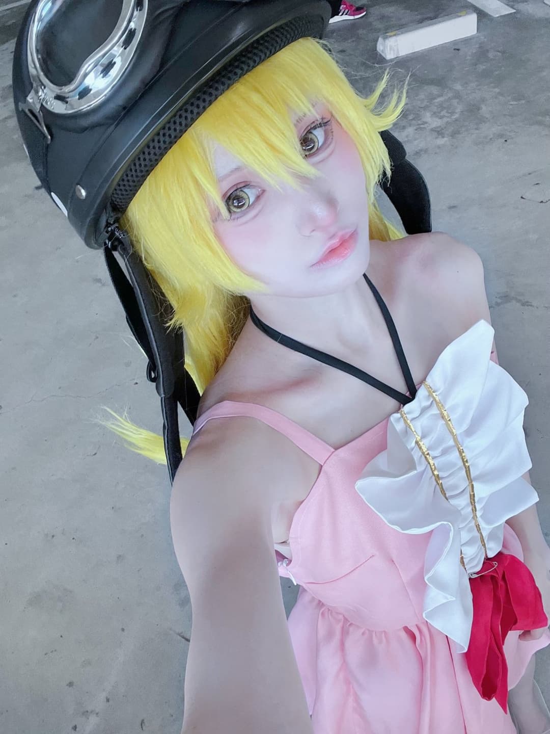 Monogatari: oshino shinobu cosplay