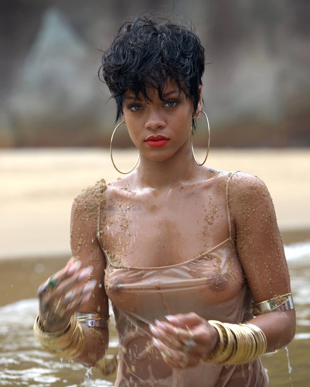 Rihanna - 2014 Vogue Brazil Outtakes v1