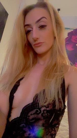 27 year old escort Snow Bellz in Las Vegas, North Las Vegas, summerlin area , downtown , Fremont ,